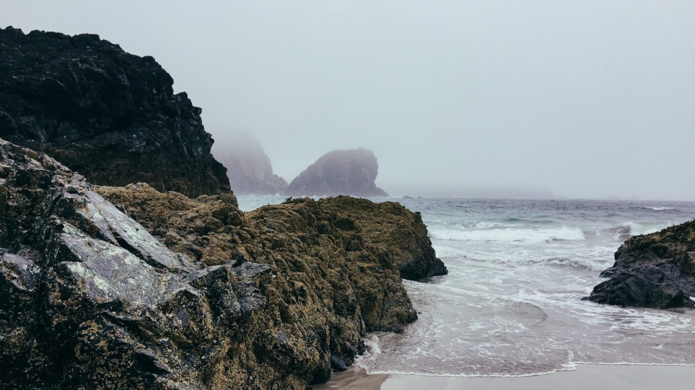 Misty_beach_Cornwall